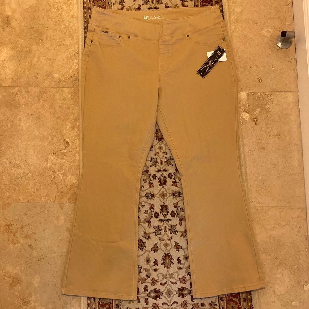 New DG2 Diane Gilman 2X comfort Stretch Bootcut